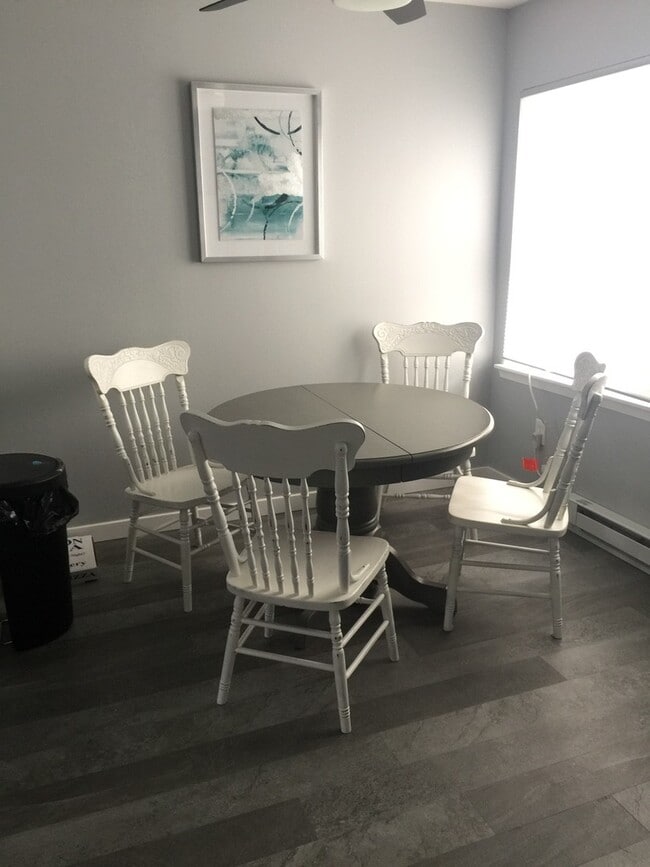 Photo - Beautifully Renovated Townhouse Near Penn State