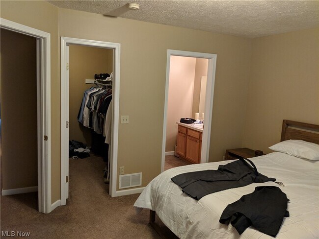 Photo - 361 N Mantua St