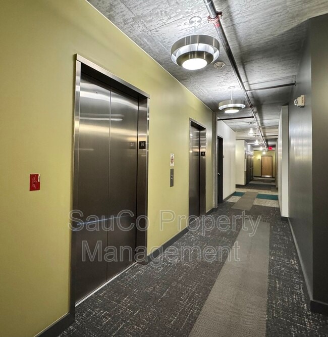 Photo - 1926 W Burnside St Unidad #1410