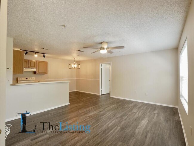 Photo - 637 Buoy Ln Unidad 203