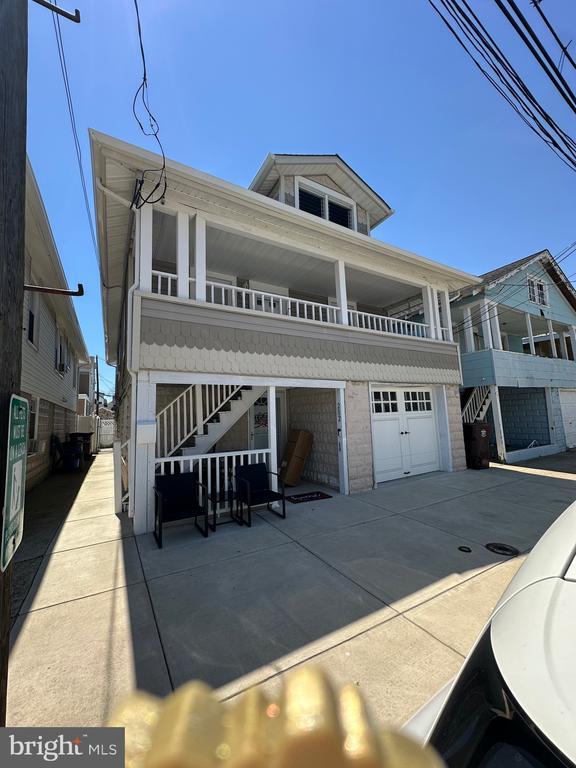 Photo - 202 N Sacramento Ave