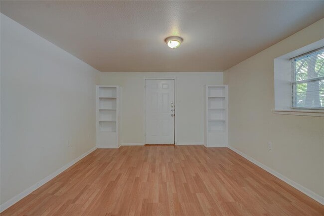 Photo - 1308 Pine St