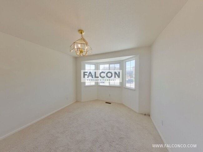 Photo - 6536 Graymont Dr