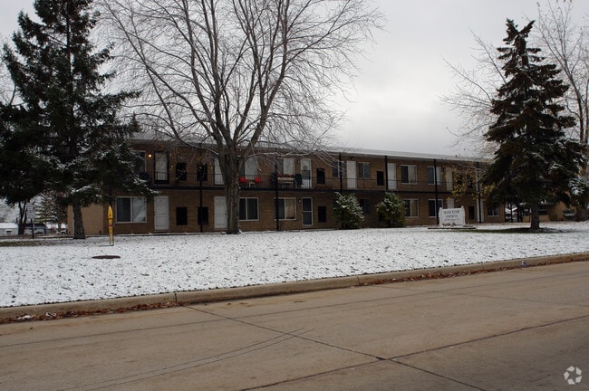 Fraser Manor