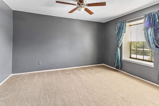 Photo - 9007 Gaylord Dr Unit True