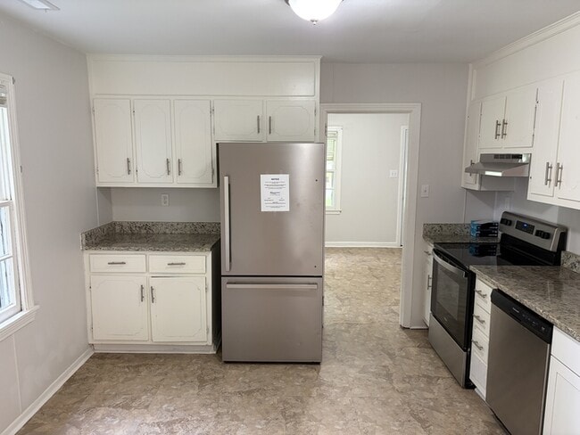 Photo - 2 Bed / 1 Bath House for Rent in Huntsville, AL 35805