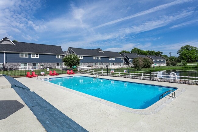 Mallards Landing Apartment Home