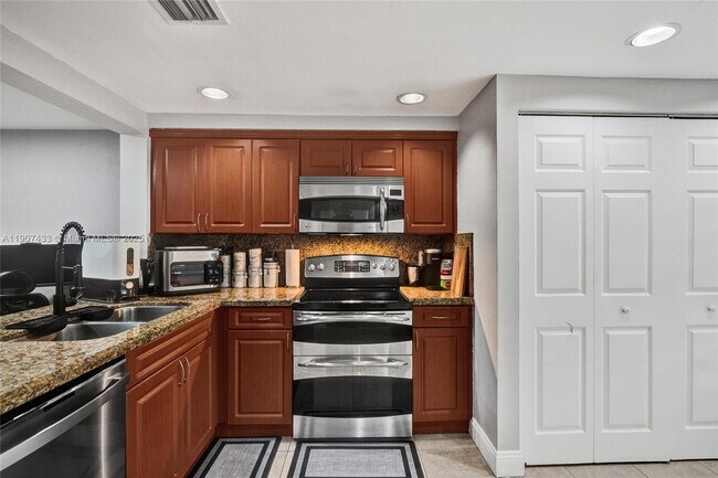 Photo - 4736 NW 90th Ave