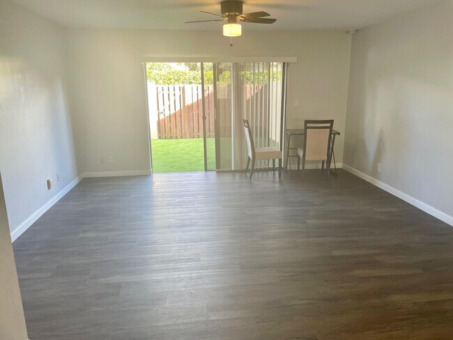 Photo - 2700 S Oakland Forest Dr