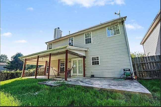 375 Clairidge Ln