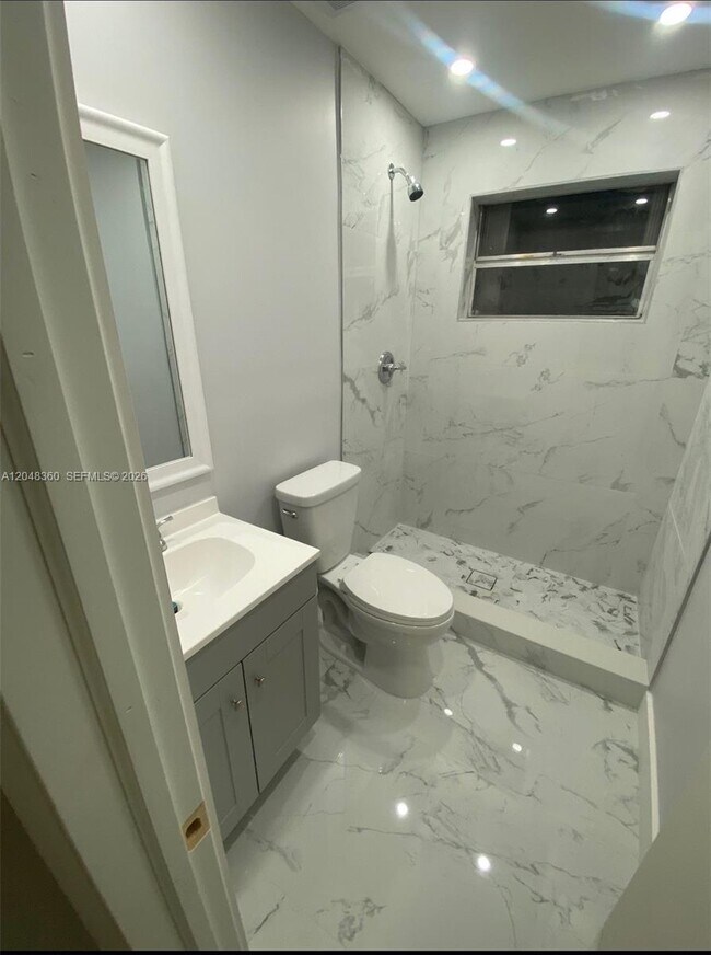 25512 SW 107th Ave Unit 2