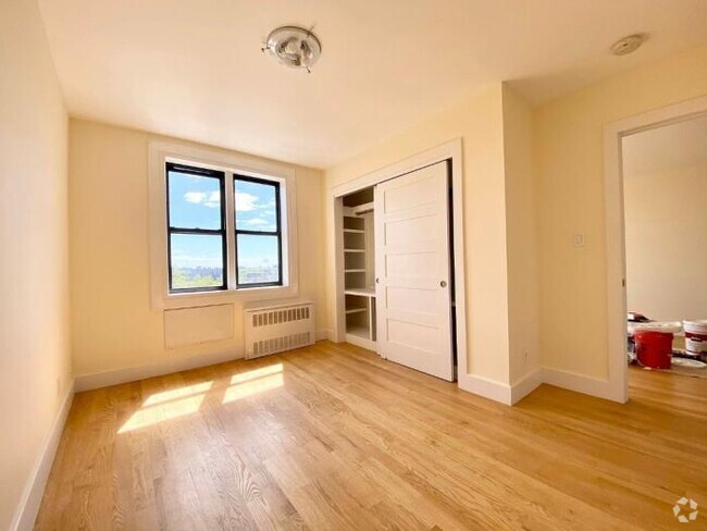 Building Photo - 2 bedroom in Bronx NY 10463 Unit 3CC Rental