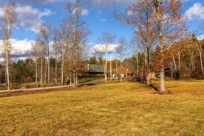 Building Photo - Hilltop Sanctuary Living | Open-Concept 2BR Loft-Style Home | Utilities Included | Barrington, NH Unit 2