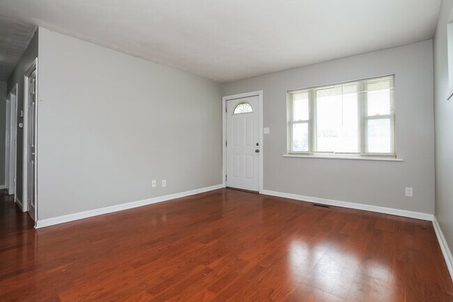 Photo - Charming 3 Bedroom