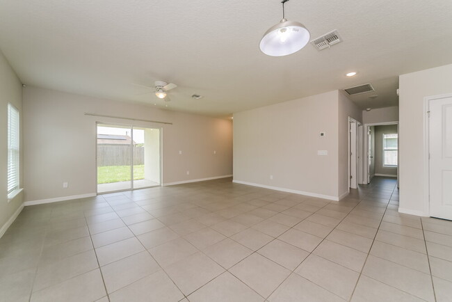 Photo - 850 San Jose Ct