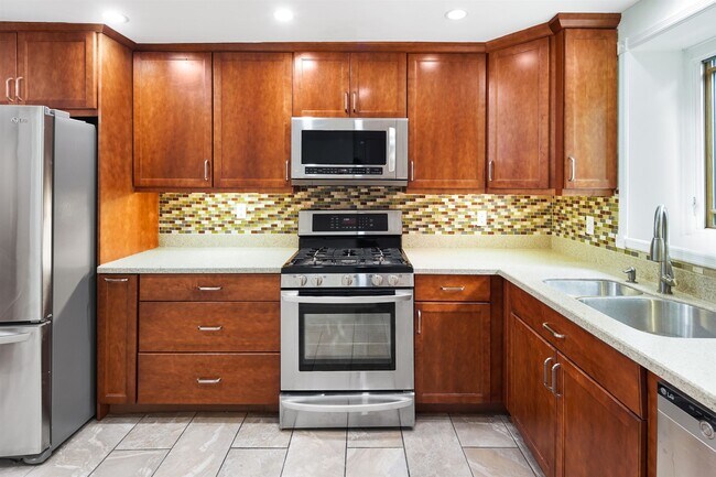 Photo - 208 9th St Unit 1