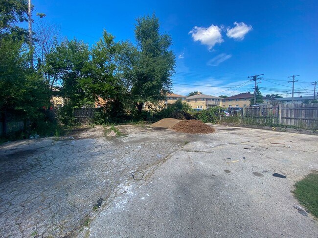 Photo - 6011 N 62nd St Unidad Upper #2 Upper left