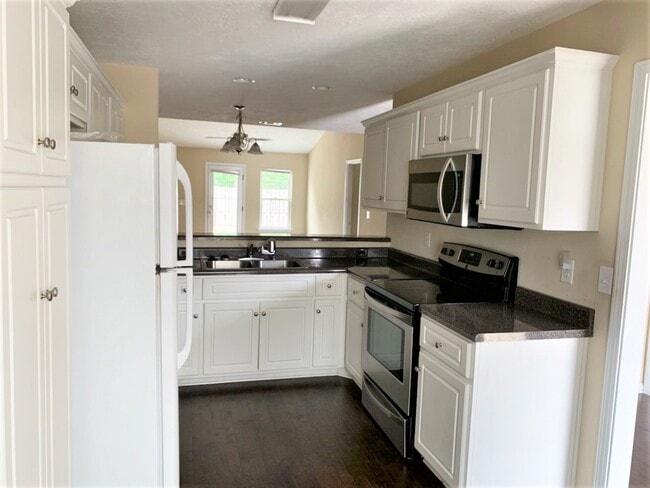 Photo - 179 Buckhaven Way