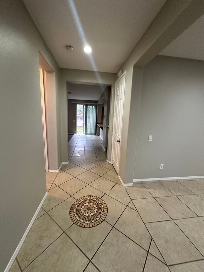 Photo - 1499 Mendocino Way