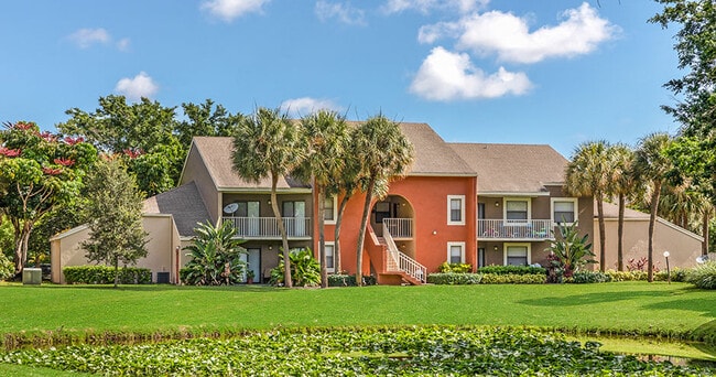 Seasons 704 Apartments