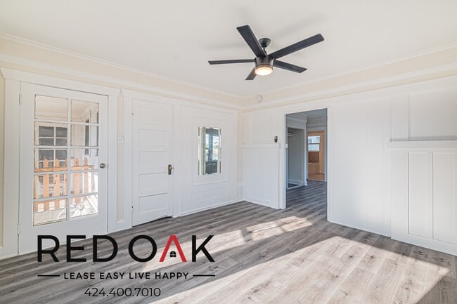 Photo - 4626 Wall St Unidad 4630