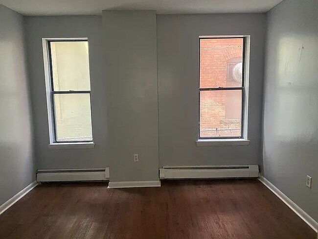 Photo - 196 Park St Unit #2