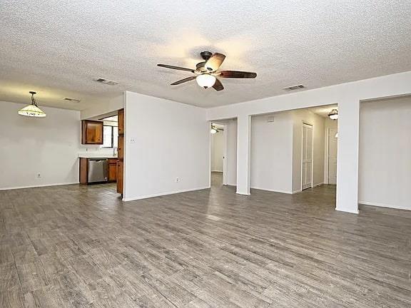 Photo - 10406 Macmora Rd