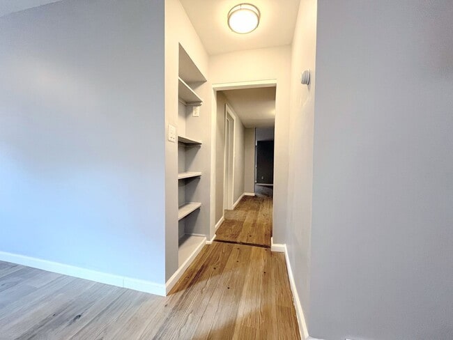 Photo - 159 Dearborn St Unit Lower