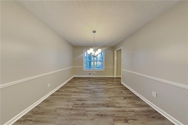 Photo - 524 Mephisto Cir