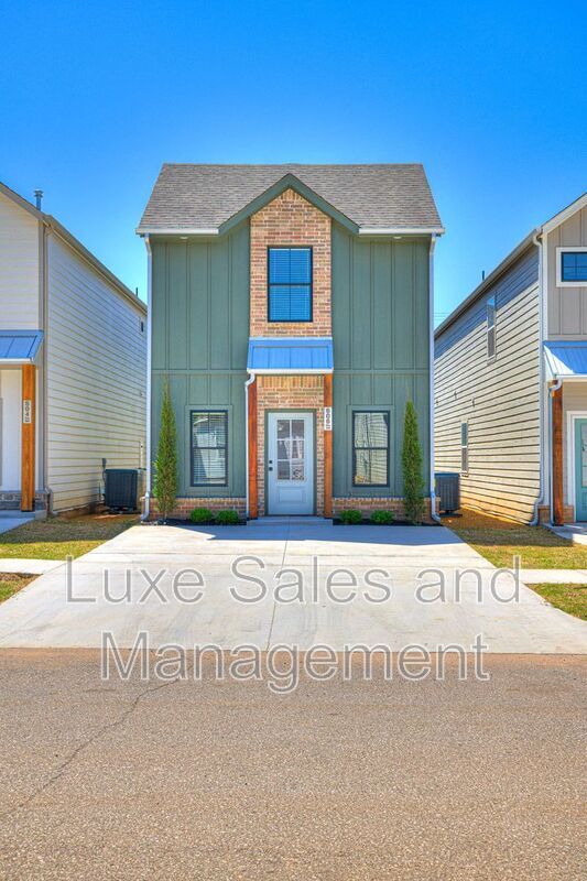 Photo - 606 W 2nd St