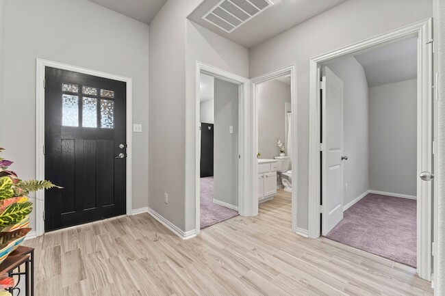 Photo - 3815 Wright's Landing Dr