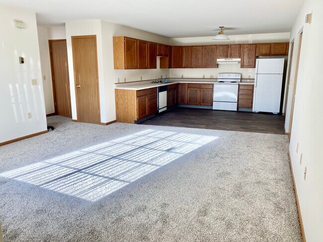Photo - 213 Larabee St Apartment Unit 3