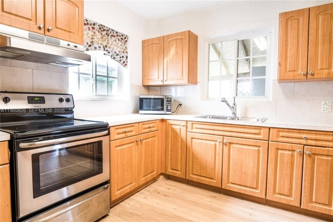 Photo - 5807 SW 41st St