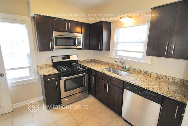 Photo - 3242 N Oconto Ave