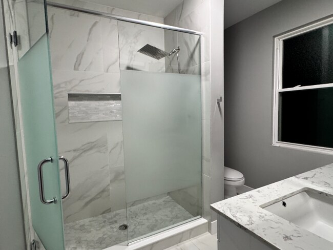 Photo - 3526 Lake St Unidad 2