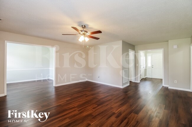 Photo - 1712 St Charles Ln