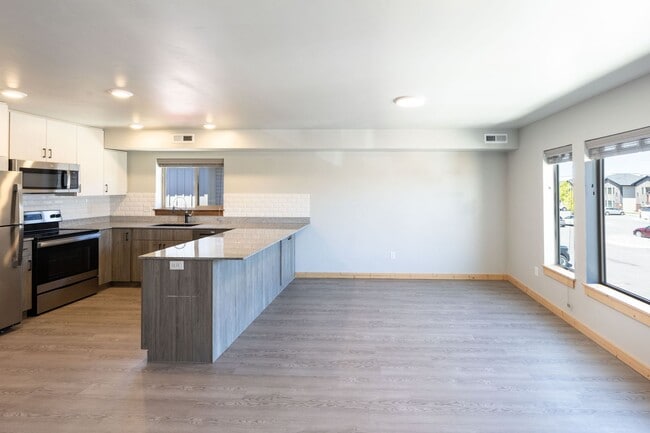 Photo - 2 BED 1 BATH APARTMENT IN REXBURG - AVAILABLE NOW UNTIL END OF DECEMBER