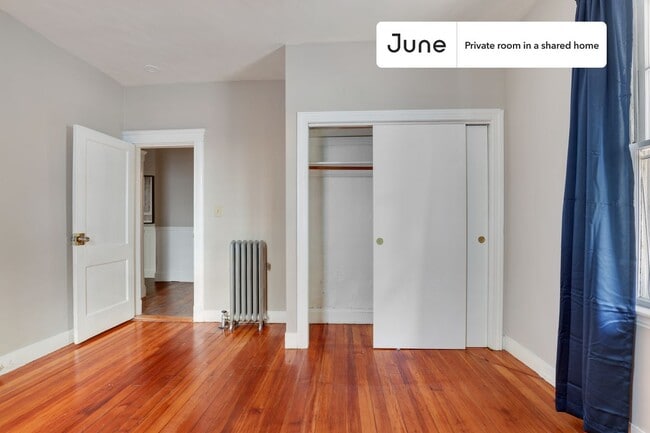 Photo - Room in Shared 4 bed/1 bath home Unit A