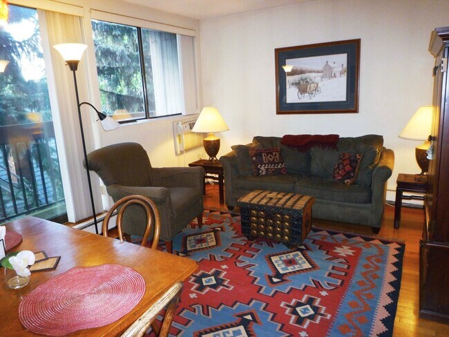 Photo - 1643 Cambridge St Unit 42