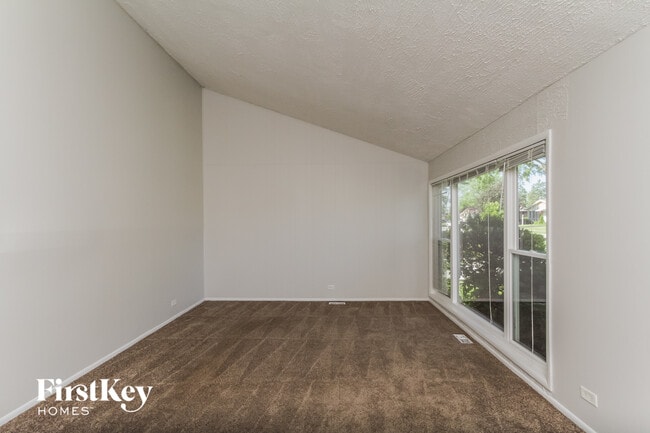 Photo - 46 N Highview Ave