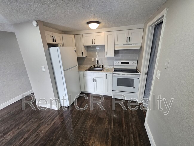 Photo - 2989 Willow Ave Unit B