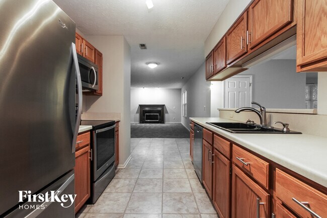 Photo - 7716 Gullit Way