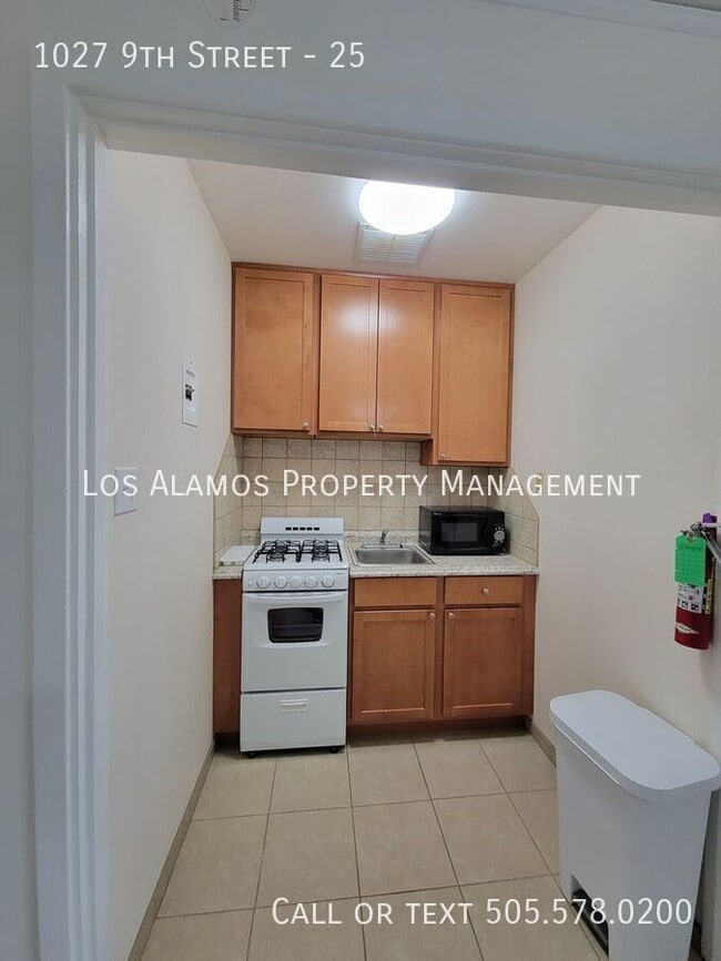 Photo - 1027 9th St Unidad 25