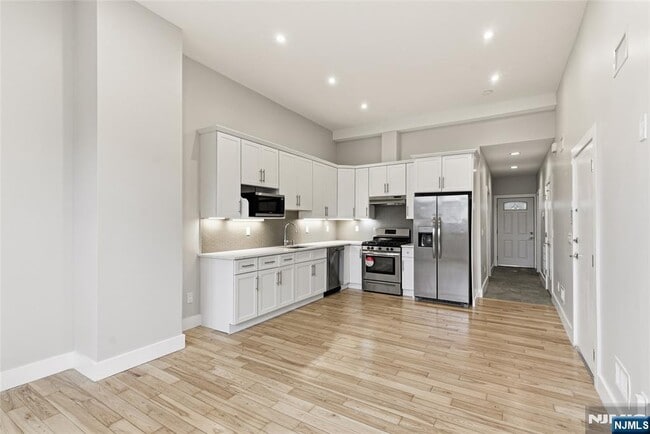 Photo - 12 Dempsey Ave Unit A