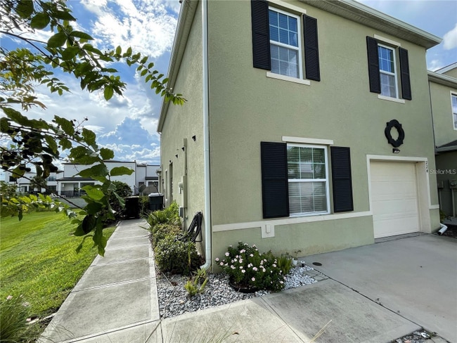 Photo - 224 Arbor Lakes Dr