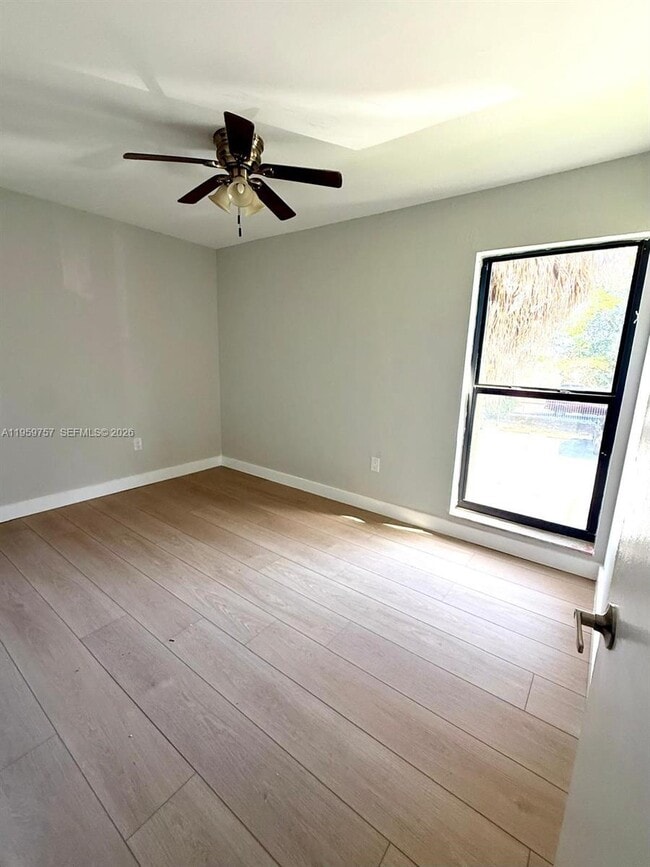 Photo - 110 SW 108th Ave