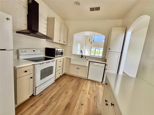 Photo - 13229 Canna Lily Dr