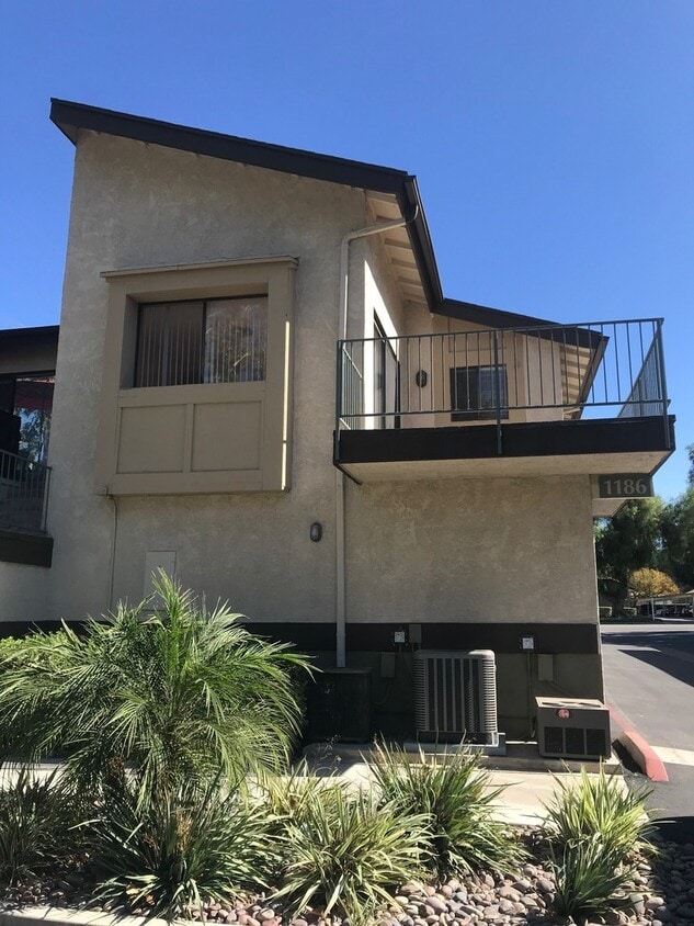 Redlands Condo Within Walking Distance to ... - Redlands Condo Within Walking Distance to ...