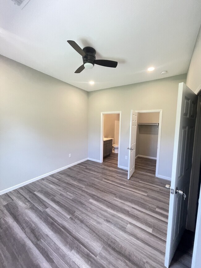 Photo - 1616 8th Ave