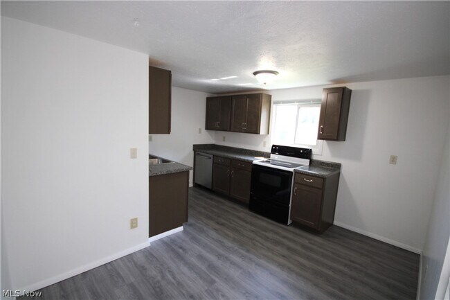 Photo - 1162 Jackson St